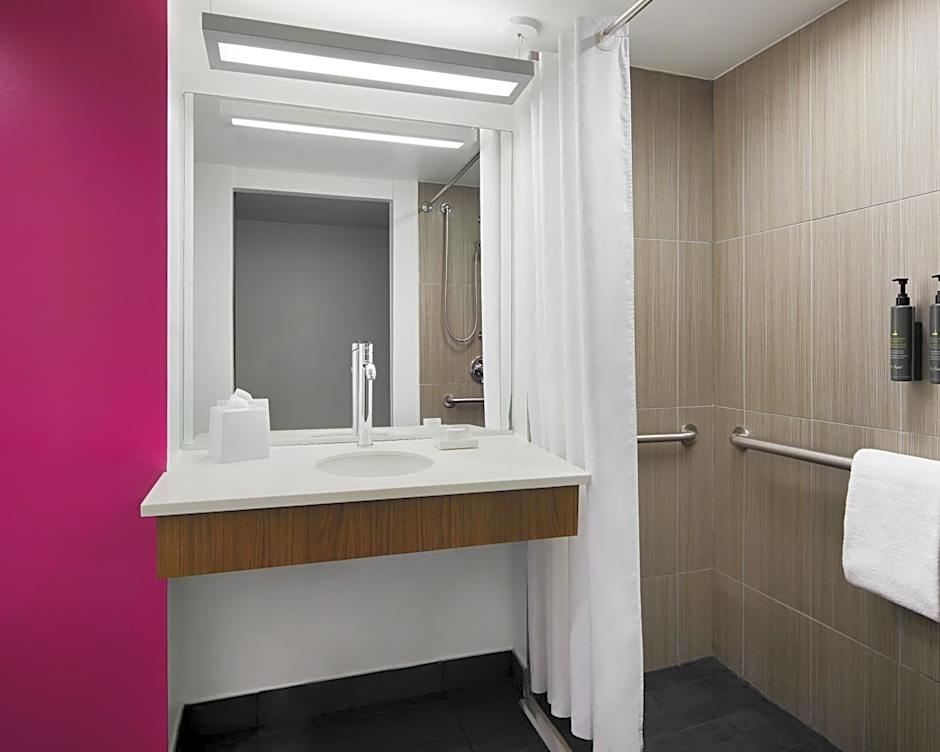 Aloft By Marriott Atlanta Downtown