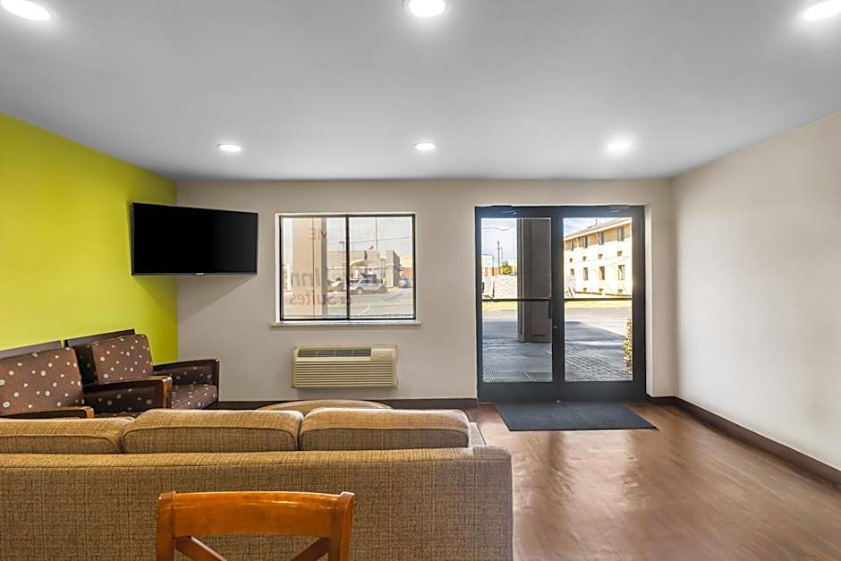 Travel Inn and Suites