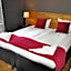 City Hotel