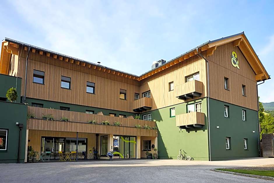 Hotel UND - smart alpine stay
