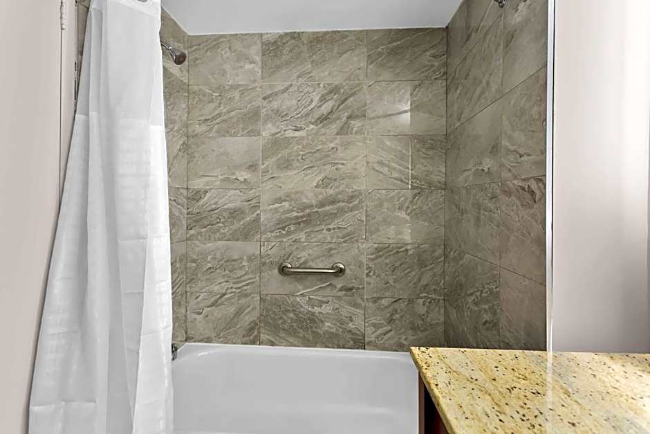 SureStay Plus by Best Western Windsor