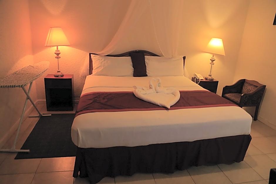 Executive Airport Hotel