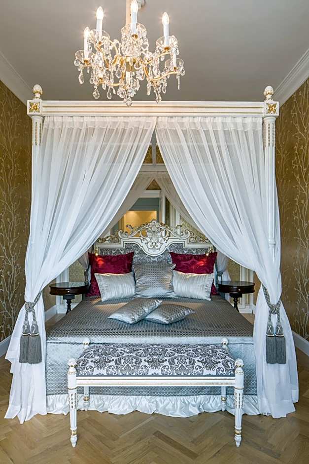 Austria Trend Schloss Schoenbrunn Grand Suite