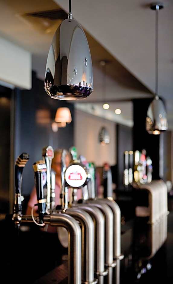 Leonardo Hotel Dublin Christchurch - Formerly Jurys Inn