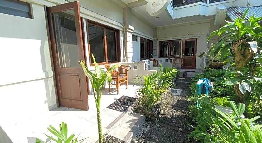 Hotel Winotosastro Garden