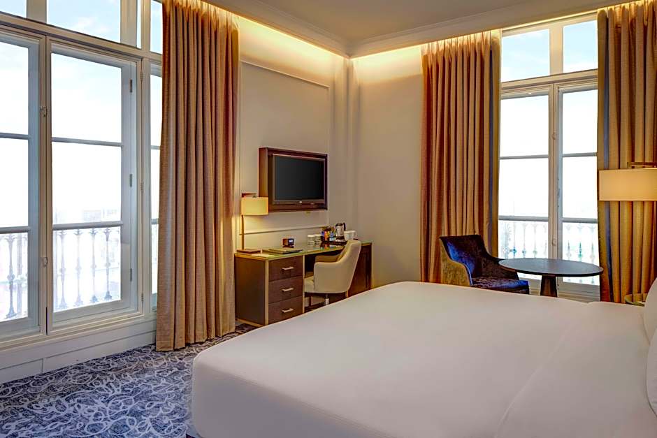 Photo 1 of 7 of Family Guestroom