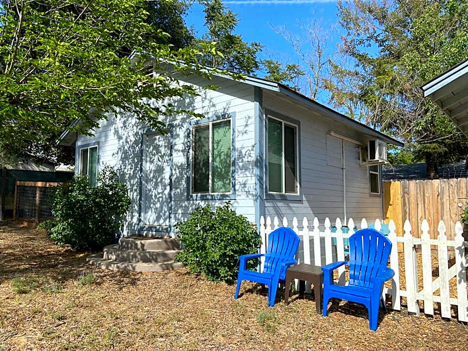 Clearlake Cabins