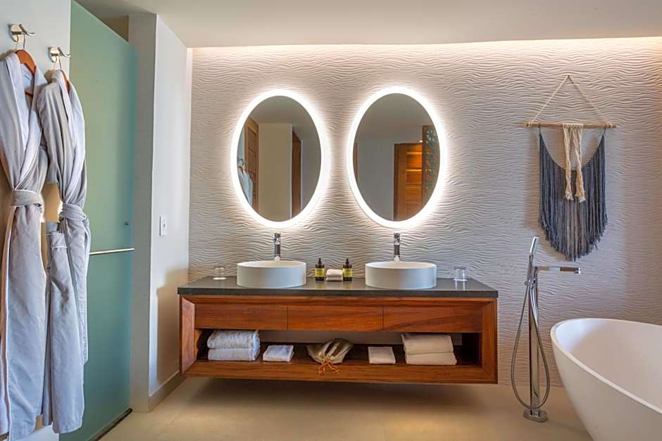 Sandos Playacar Beach Resort - All Inclusive