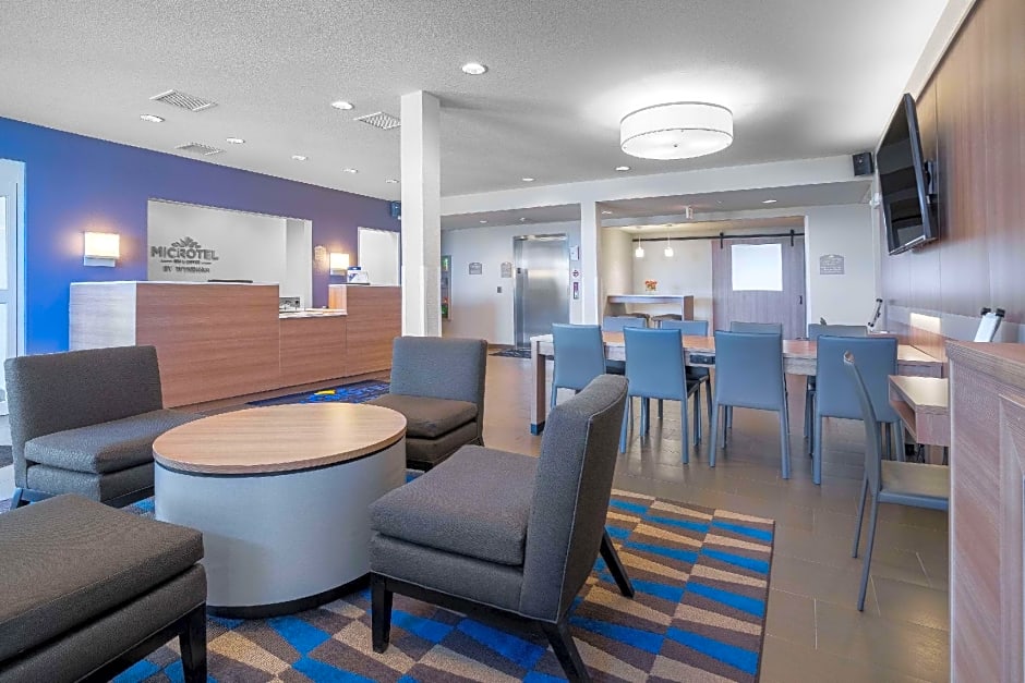 Microtel Inn & Suites By Wyndham Moorhead Fargo Area