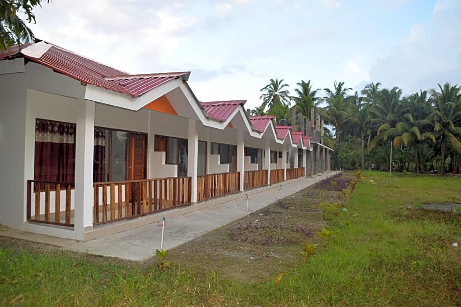 Hotel Exotica Squares