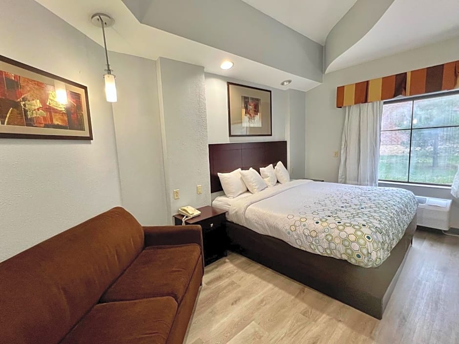HomeTowne Studios & Suites Washington