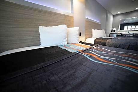 Queen Room with Two Queen Beds - Non-Smoking