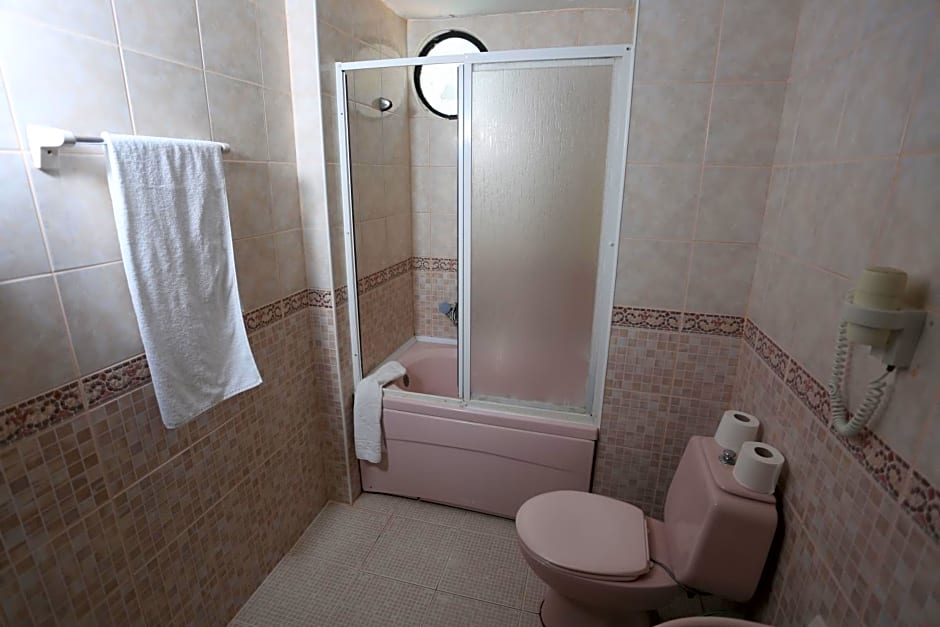 Tuntas Suites Altinkum