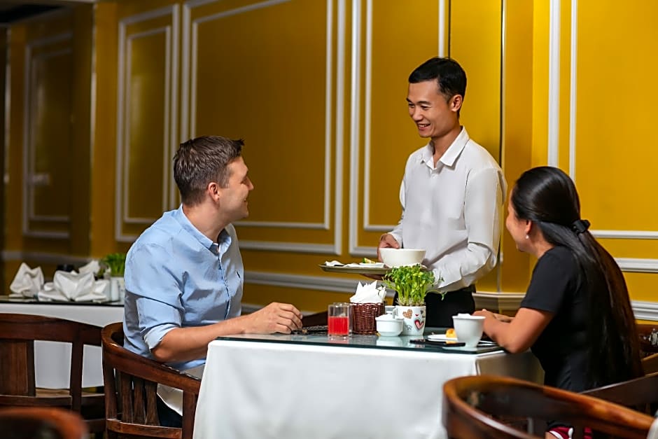 Oriental Central Hotel