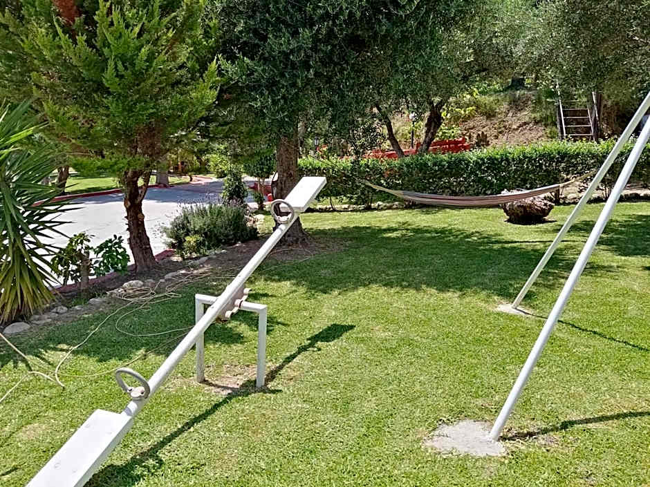 Amazona Apartments and Studios