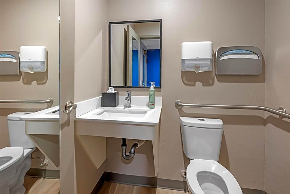 Best Western North I-25 Hotel