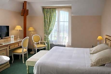 Superior Deluxe Double or Twin Room