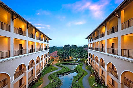 Bhanu The Fern Forest Resort & Spa Jambughoda, Series by Marriott