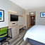 Holiday Inn Express and Suites Grand Rapids Airport- South By IHG