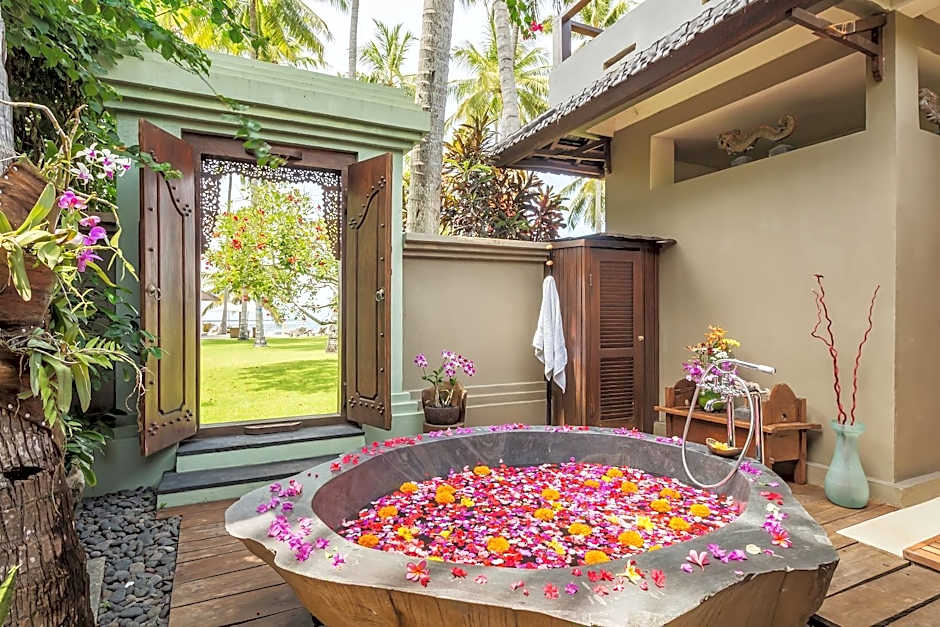 Oceanfront Citakara Sari Villas