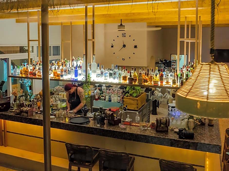 Kolymbia Bay Art Boutique Hotel - Adults Only