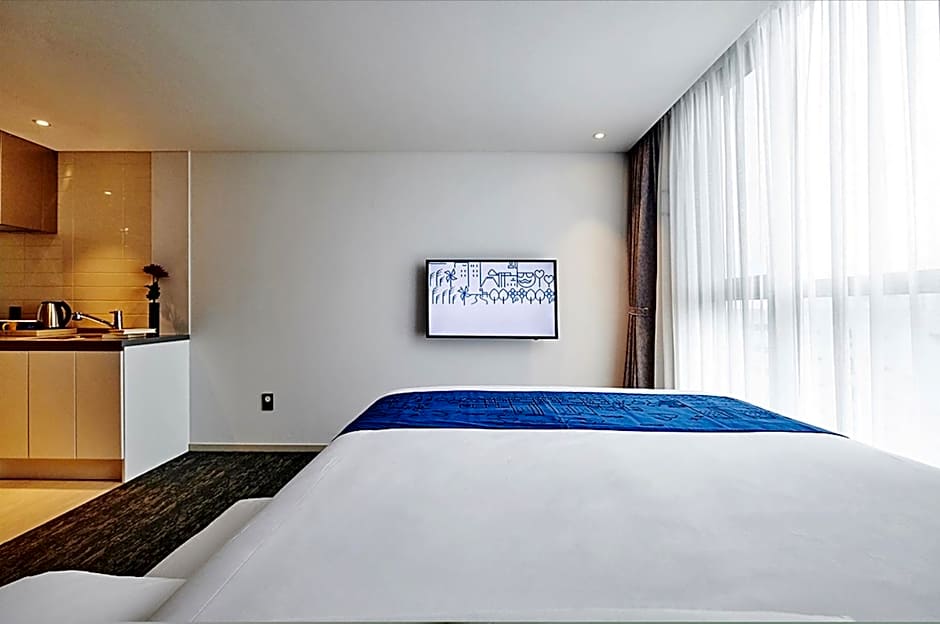 Jeju Pureun Hotel