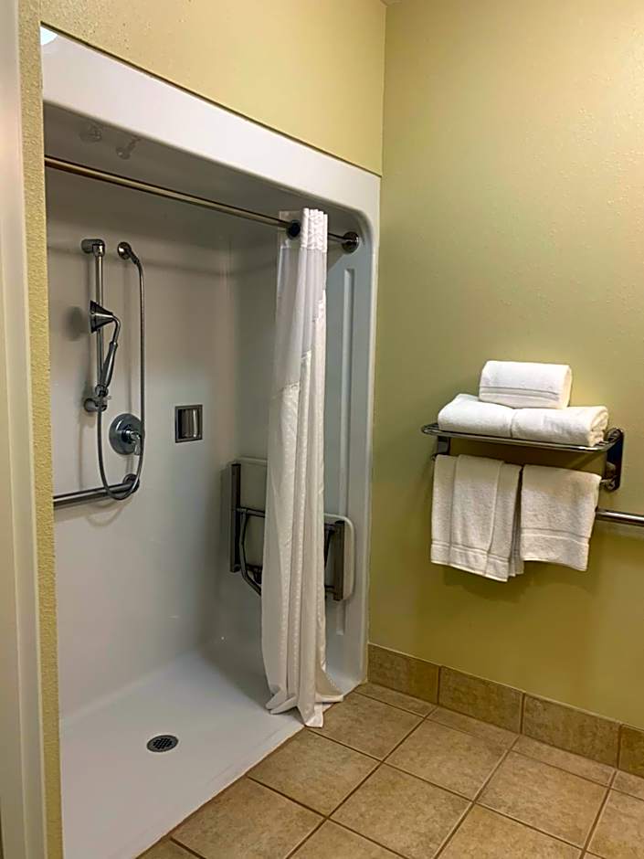 Holiday Inn Express Hotel & Suites Pampa By IHG