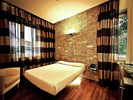 Deluxe Double or Twin Room with Spa Access