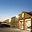 Super 8 by Wyndham Chickasha