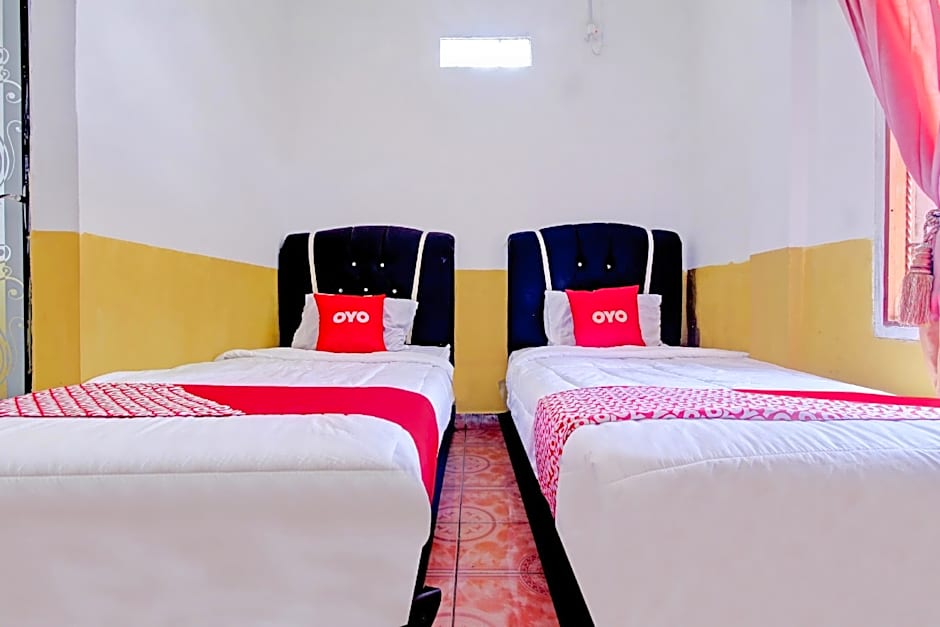 OYO 90307 Fj Alfaeyza Kost