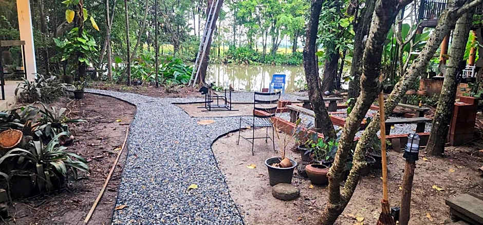 Tung Tong Homestay & Camping