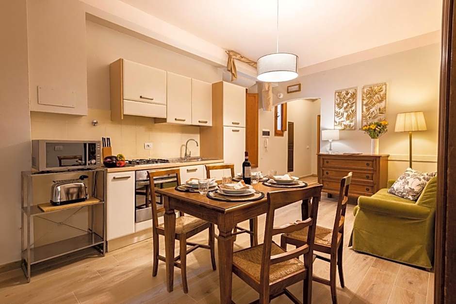 Apartments Florence - Ariento Giuditta 2 bdr