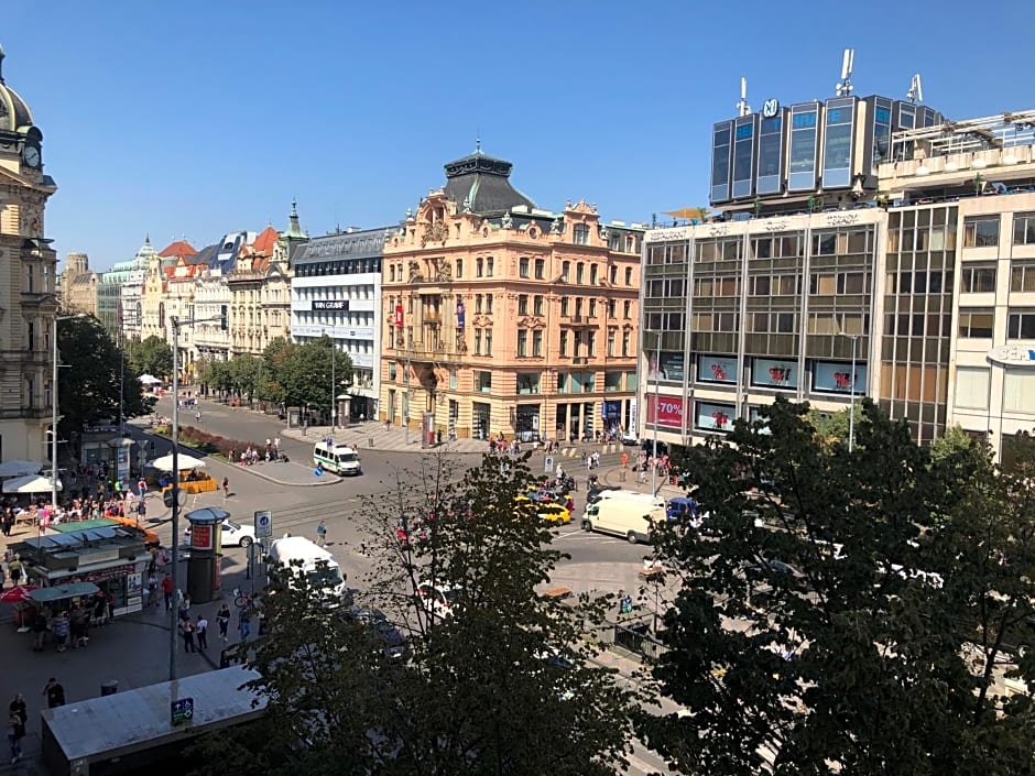 EA Hotel Apartments Wenceslas Square