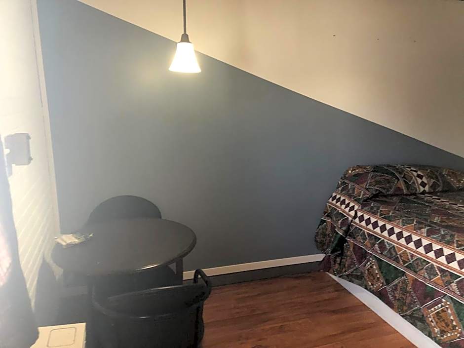 Superlodge Lloydminster