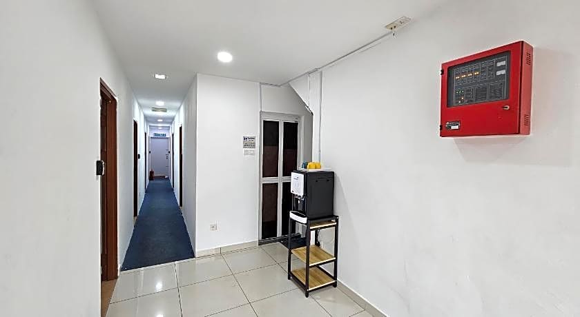 90334 Mawlaya Hotel – Bayan Lepas, NY