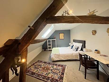 Double Room with Private Bathroom