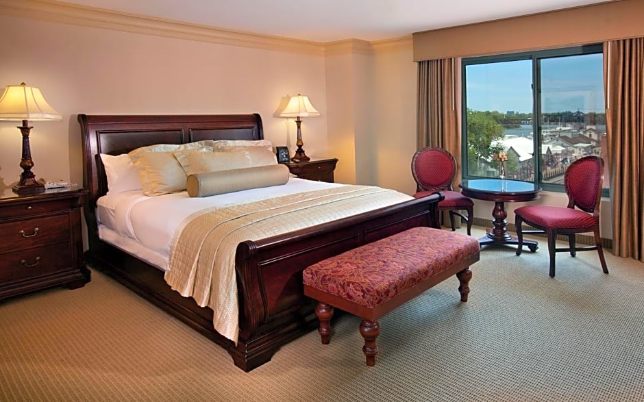 Embassy Suites by Hilton Sacramento Riverfront Promenade