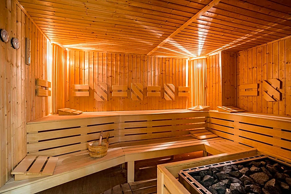 Local Stay Hotel, BW Signature Collection