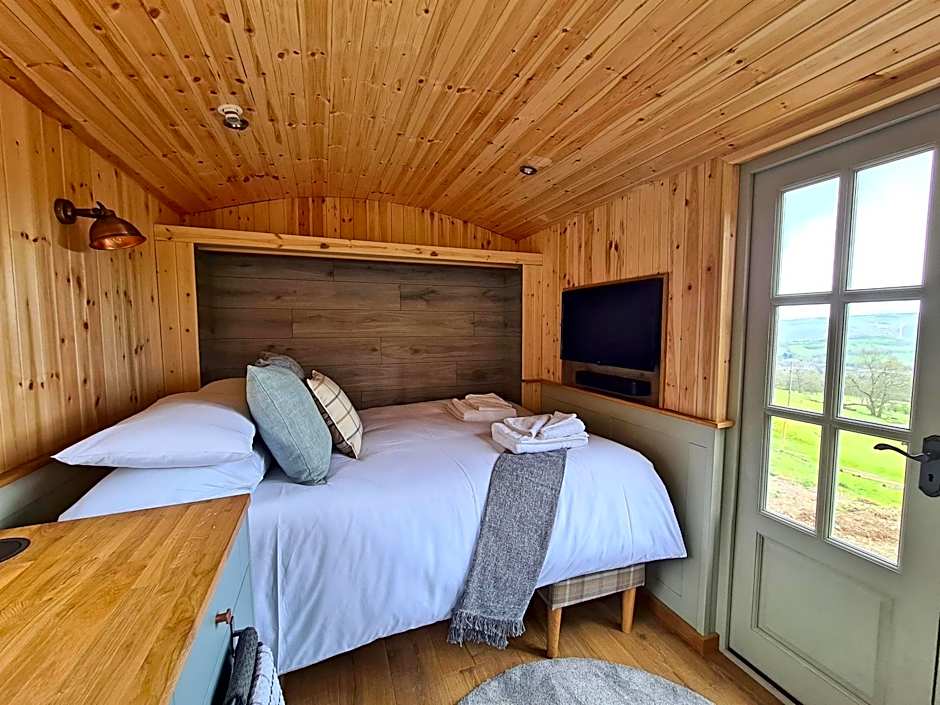 Peak District Shepherds Hut