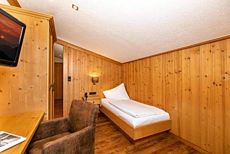 Budget Single Room