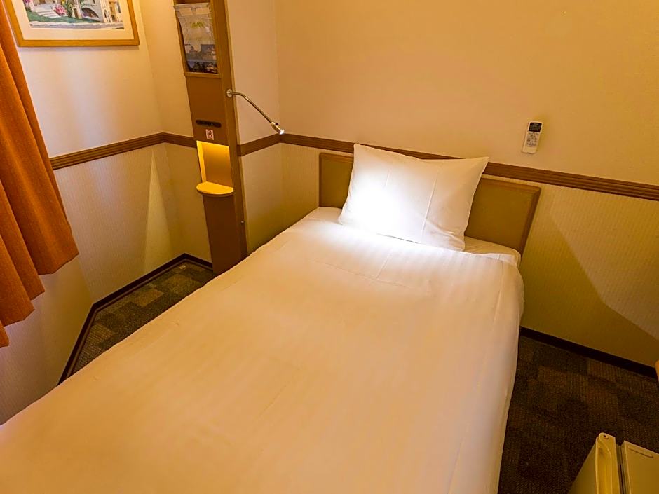 Toyoko Inn Fukuoka Tenjin