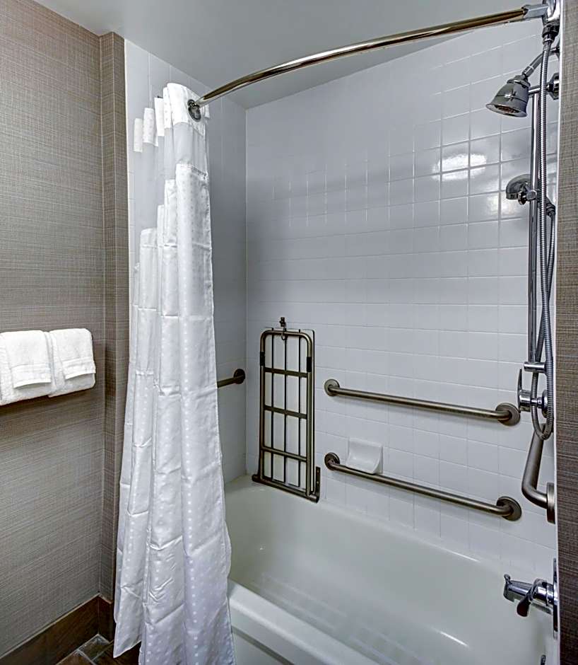 Holiday Inn Savannah Historic District By IHG