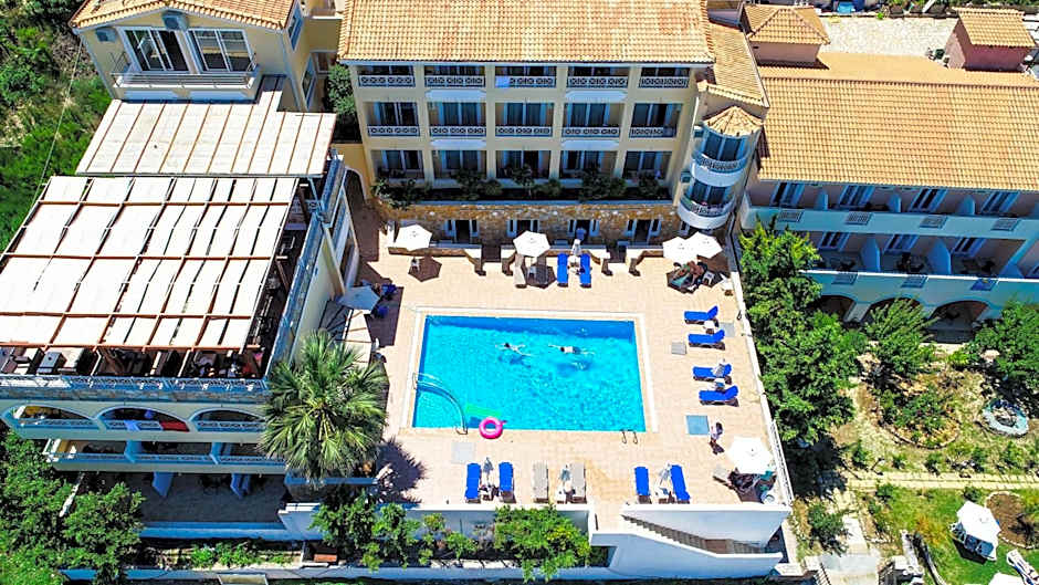 Nefeli Beach - living by the sea