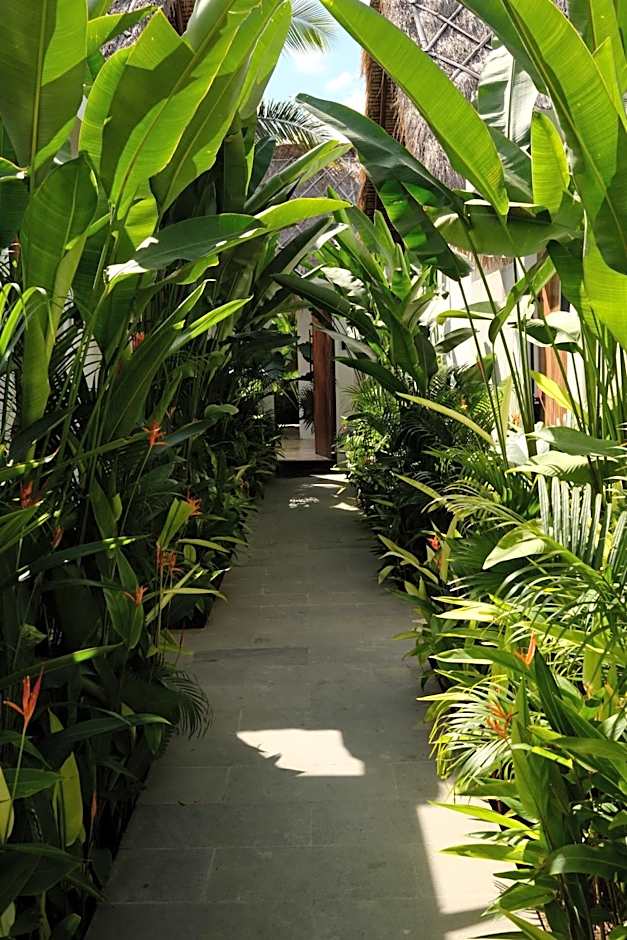 Flora Villa Priv Pool By Yemaya