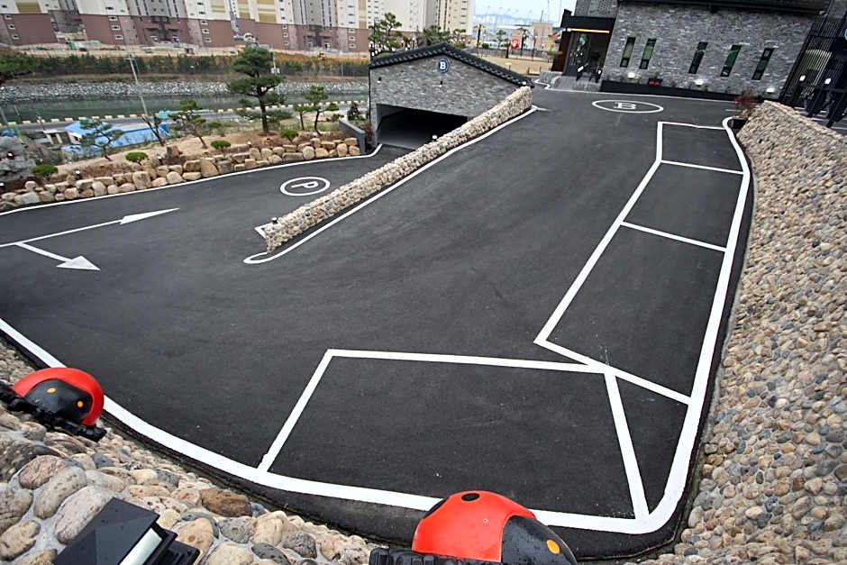 Brown Dot Tourist Hotel Busan New Port