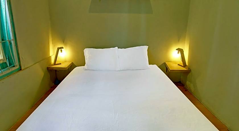 OYO 92825 Kamar Lombok