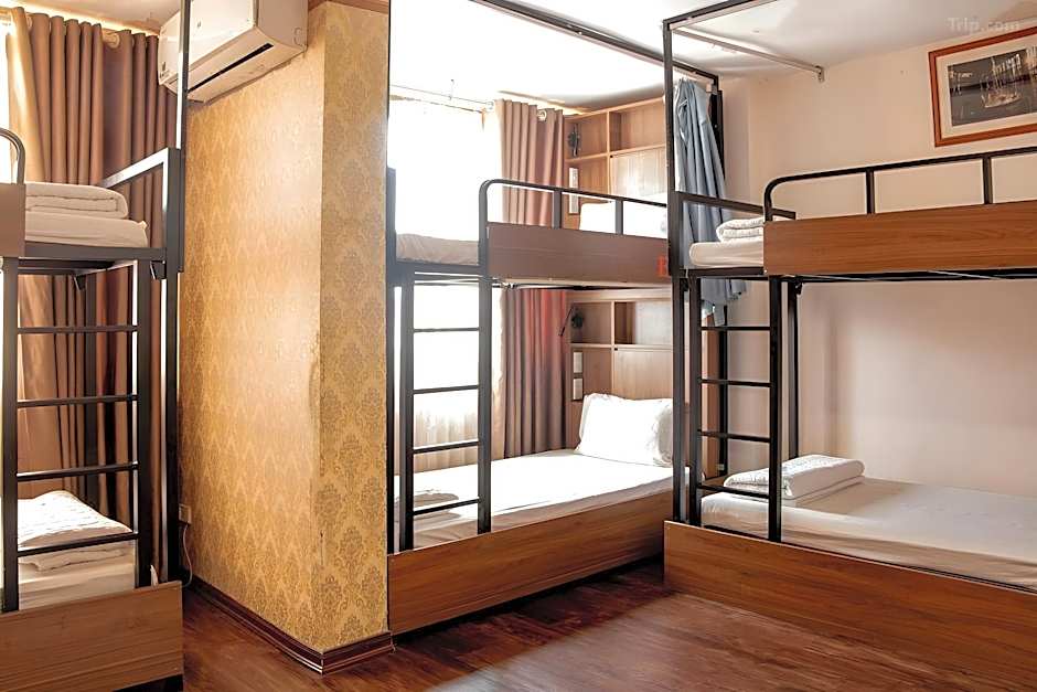 Home Town Cha Hotel