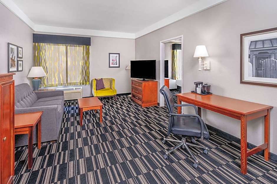 La Quinta Inn & Suites by Wyndham Roswell