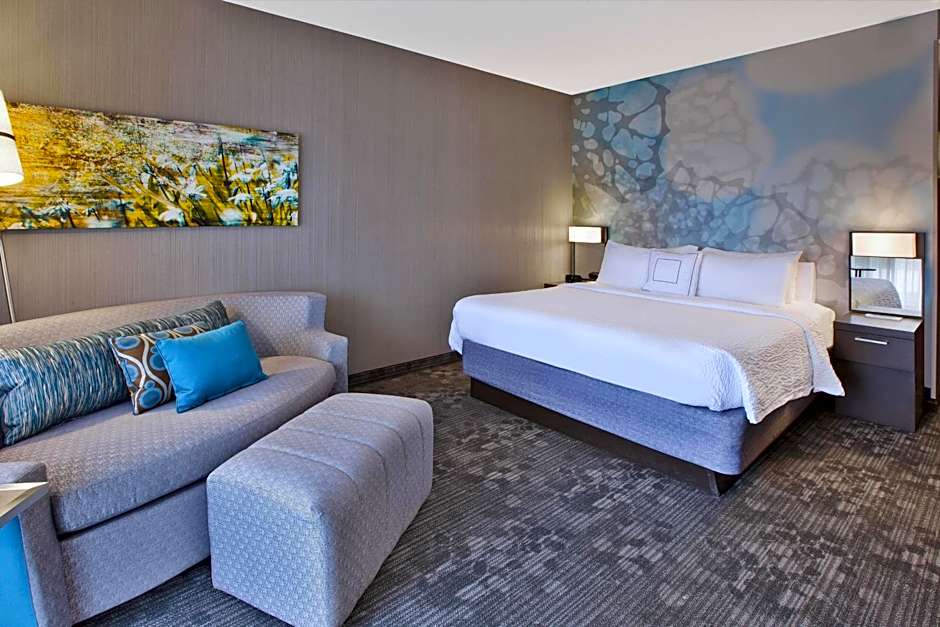 Courtyard by Marriott Somerset