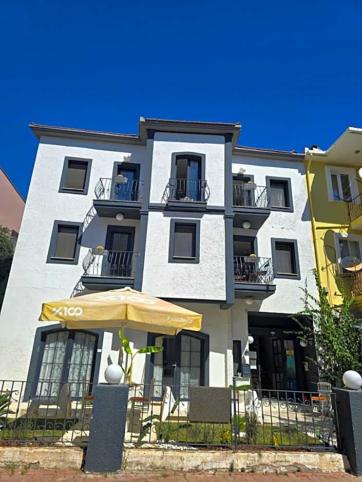 Marina Sahil Hotel